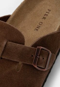 Pier One LEATHER UNISEX - Clogs - Brown 13 Pier One LEATHER UNISEX - Clogs - Brown -Pier One Store 47364cdc1dcd4794860a5f6810594e6c