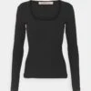 Anna Field Langarmshirt - Black 1 Anna Field Langarmshirt - Black -Pier One Store 4ffa452e9c034a8bbeb2942b88f2e062