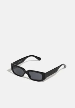 Pier One UNISEX - Sonnenbrille - Black 12 Pier One UNISEX - Sonnenbrille - Black -Pier One Store 52033afde8614ca380b16874dcc79aef 1