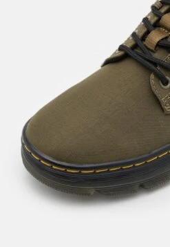 Dr. Martens REEDER UNISEX - Sportlicher Schnürer - Olive -Pier One Store 5eb0059641b94bed9e1527ffad6802ab