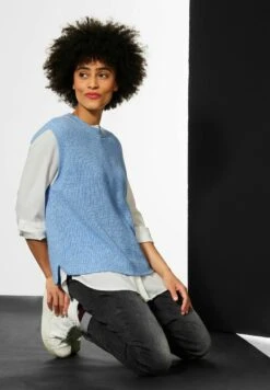 STREET ONE ÄRMELLOSER - Strickpullover - Blau -Pier One Store 607b47929a4643dd888c81cad996f48b