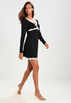 Anna Field HEIDI LONG SLEEVES VISCOSE NIGHTDRESS - Nachthemd - Black -Pier One Store 732fd121b2514a769e1acf874fe1de54