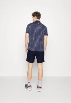 Fila LEON - Kurze Sporthose - Navy -Pier One Store 7eacfed5de6c4de1b8827ad455e2466f