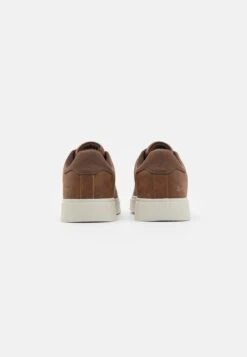 Pier One UNISEX - Sneaker Low - Cognac 10 Pier One UNISEX - Sneaker Low - Cognac -Pier One Store 8fc46a00bfc54014b9ab0c4b860fd9e9