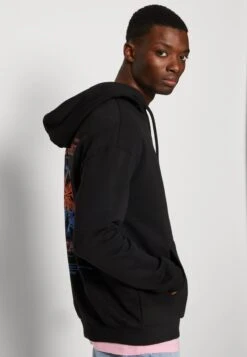 YOURTURN UNISEX - Sweatshirt - Black 11 YOURTURN UNISEX - Sweatshirt - Black -Pier One Store 95fb21b073174693bf2f20a835ee580d