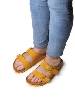 Toni Pons GHANA-QT - Pantolette Flach - Groc -Pier One Store 9bee99a8e0cc4a60b7d424d07235d6dd 1