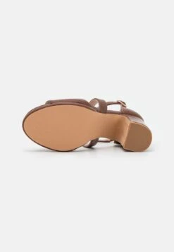 Anna Field Riemensandalette - Cognac -Pier One Store a1ba4b2845bb400fa21745c60411fa0a