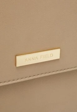 Anna Field Notebooktasche - Tan -Pier One Store a565054d8e2d4f83b963eb734abf3e06