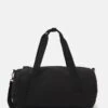 Pier One UNISEX - Sporttasche - Black 2 Pier One UNISEX - Sporttasche - Black -Pier One Store bfd8adb083b74d148c981ccf2273723f