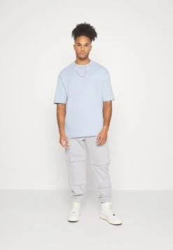 YOURTURN UNISEX - T-Shirt Basic - Blue 13 YOURTURN UNISEX - T-Shirt Basic - Blue -Pier One Store c07bcda5db4942509d1bb0e81279db8a