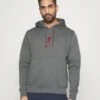 Nike Performance LIVERPOOL FC CLUB HOODIE - Sweatshirt - Smoke Grey/tough Red 2 Nike Performance LIVERPOOL FC CLUB HOODIE - Sweatshirt - Smoke Grey/tough Red -Pier One Store c4345f296b52420985e16ce7c64834cd