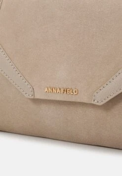 Anna Field LEATHER - Clutch - Taupe 13 Anna Field LEATHER - Clutch - Taupe -Pier One Store c933426553bb4831a448eeab65bcefad