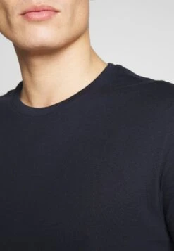 Pier One 2 PACK - T-Shirt Basic - White/dark Blue 13 Pier One 2 PACK - T-Shirt Basic - White/dark Blue -Pier One Store de6827f8d2cf4a2c856d09a9d7f8109d