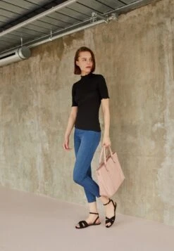 Anna Field Riemensandalette - Black -Pier One Store def7c888bbf249018b3e1d7266ef48c1