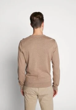 Pier One BASIC CREWNECK - Strickpullover - Mottled Beige 10 Pier One BASIC CREWNECK - Strickpullover - Mottled Beige -Pier One Store e45875b79af34307b546bc88a1571a7e