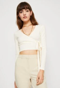 Even&Odd Langarmshirt - Off-white -Pier One Store ffc283e416454e2f99f6d7657fa779e7